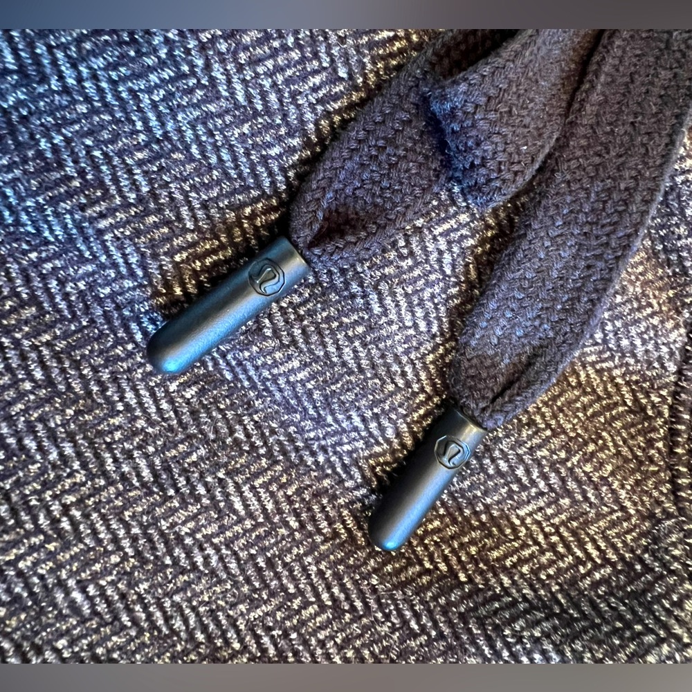 Lululemon Women’s Herringbone Joggers (see note re size)